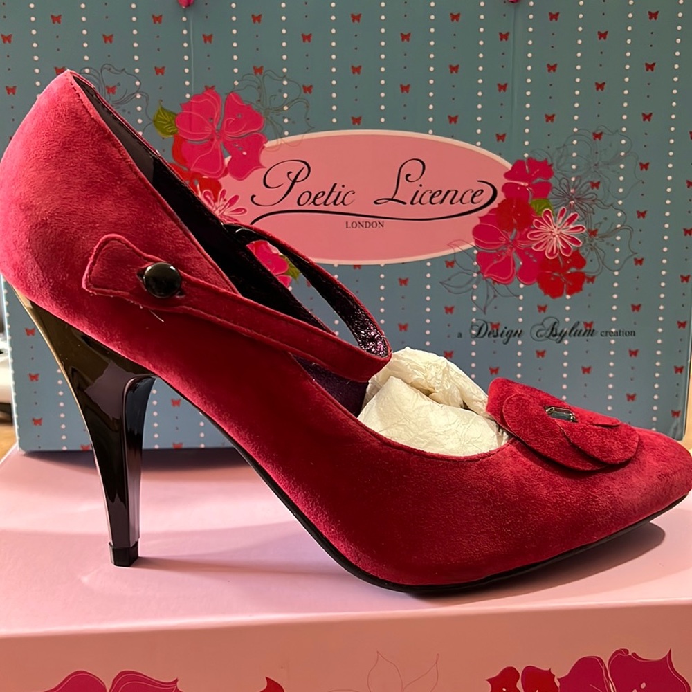 Poetic License Collectors Item, Red High Heels